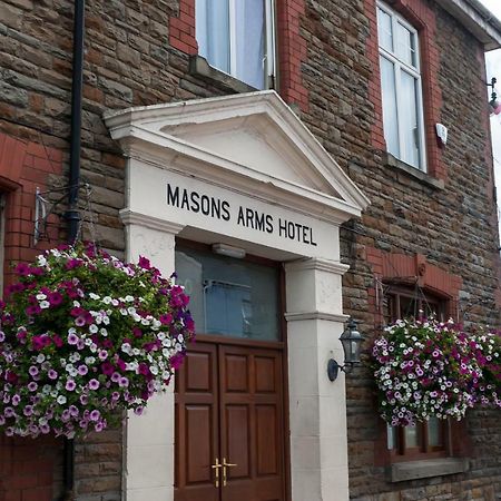 The Masons Arms Hotel Bridgend  Buitenkant foto